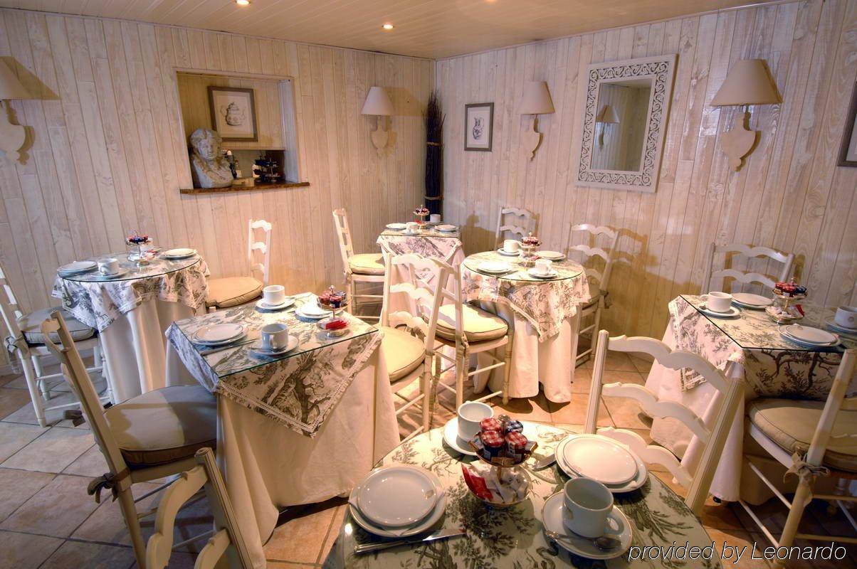 Hotel La Residence Du Berry Versailles Étterem fotó